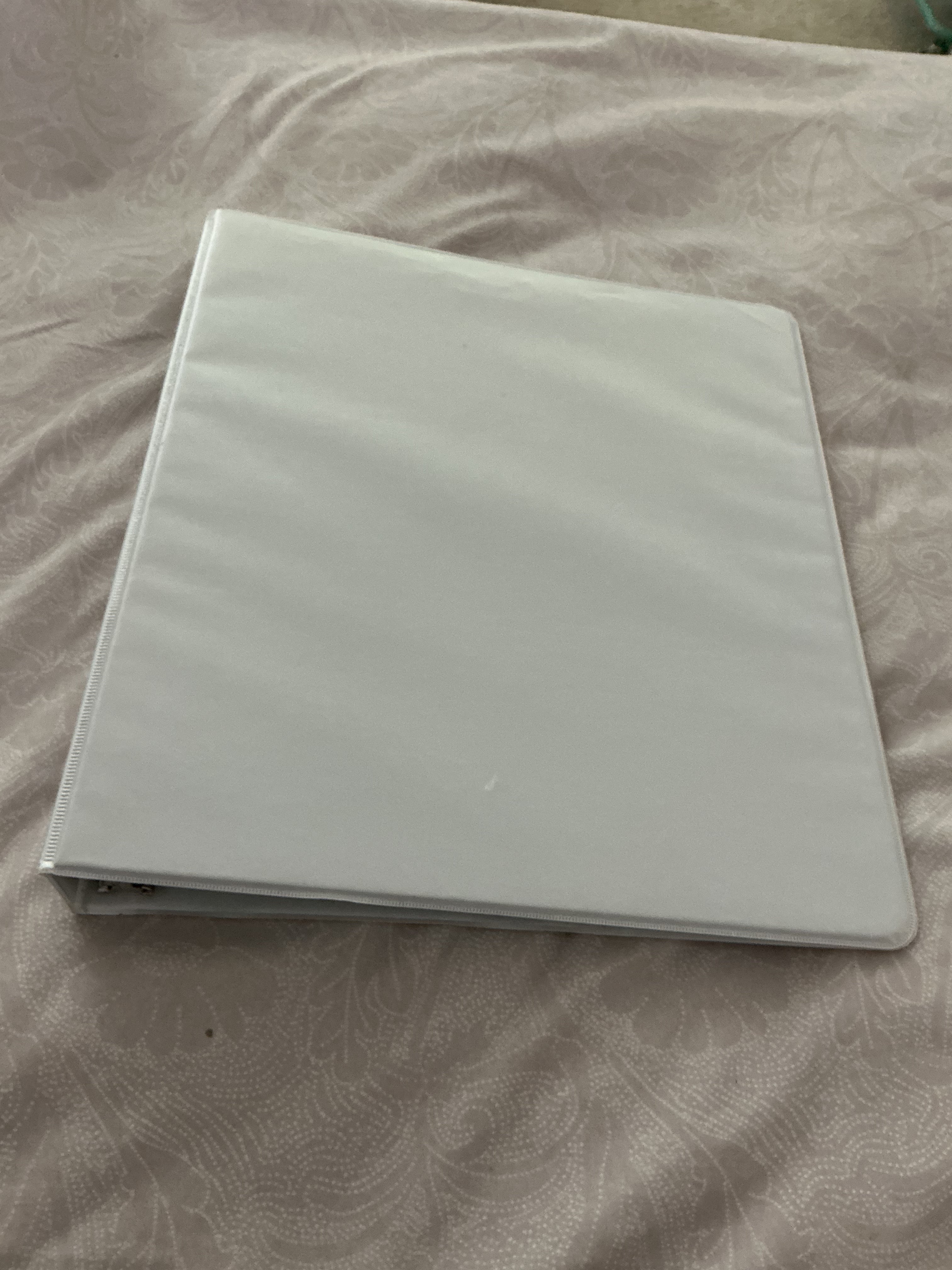 1.5 inch 3 hole binder, Avery brand, excellent