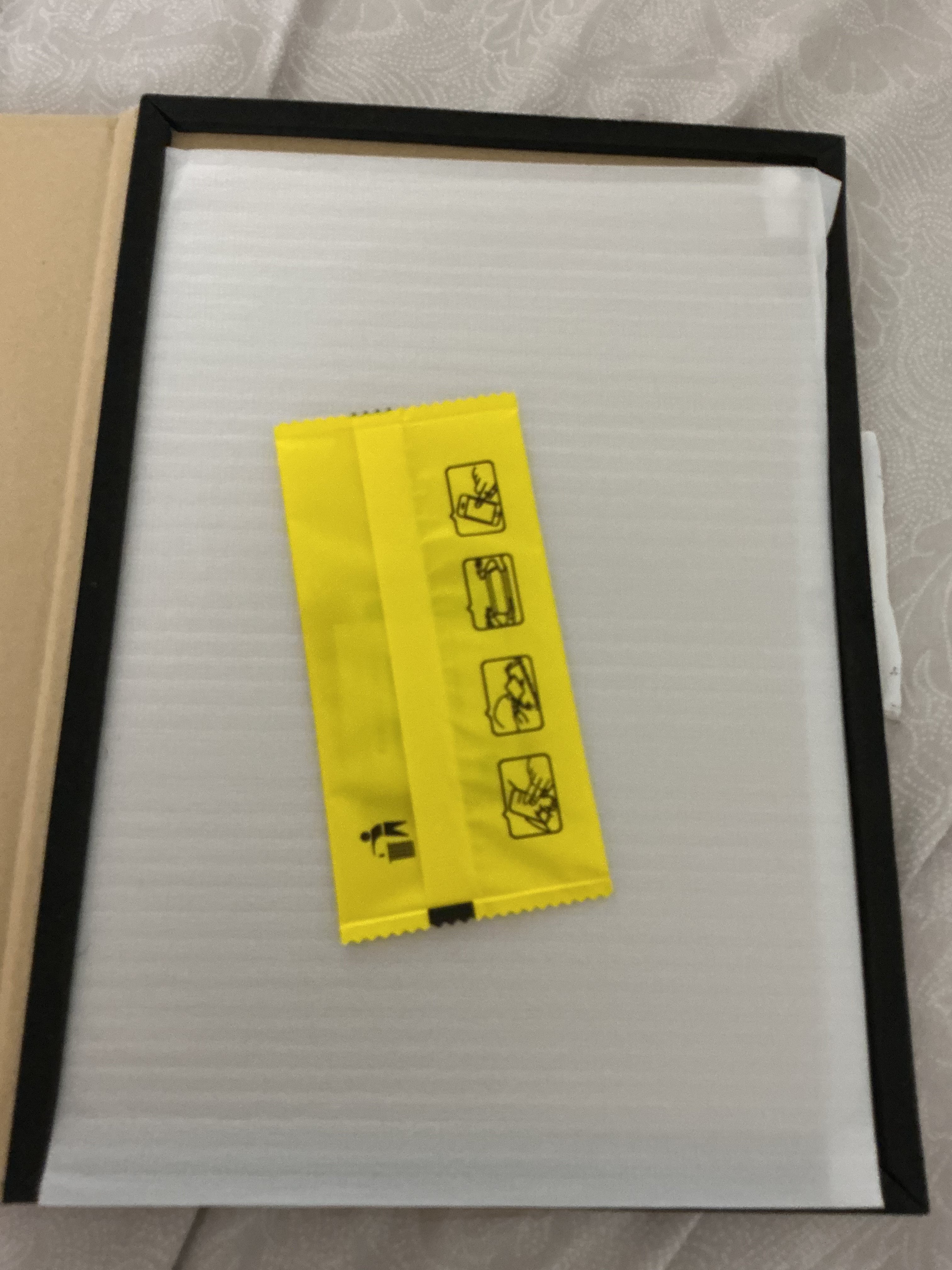Ipad 10.9 inch screen protector, new