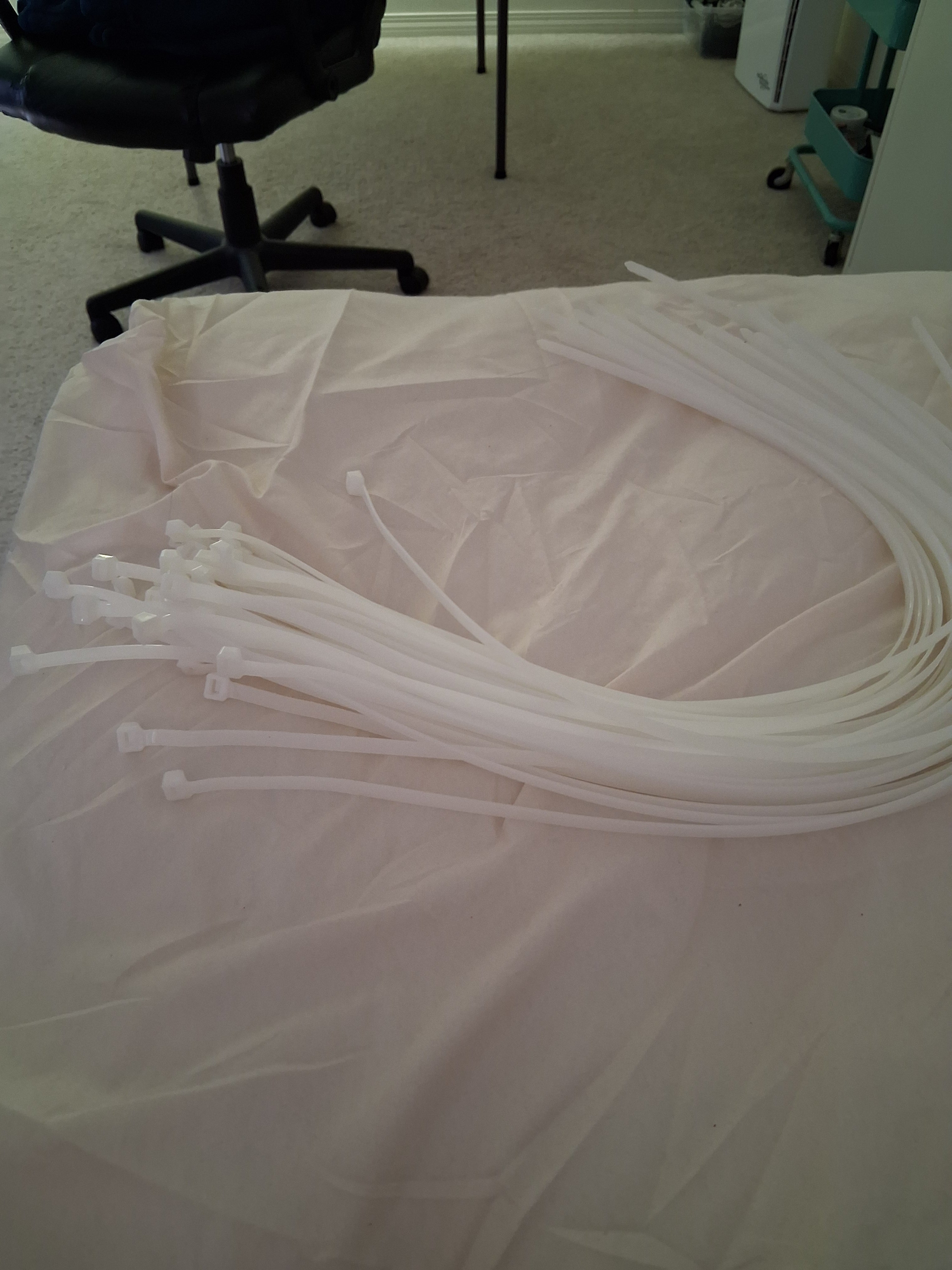 30 inch zip tie, 20, new