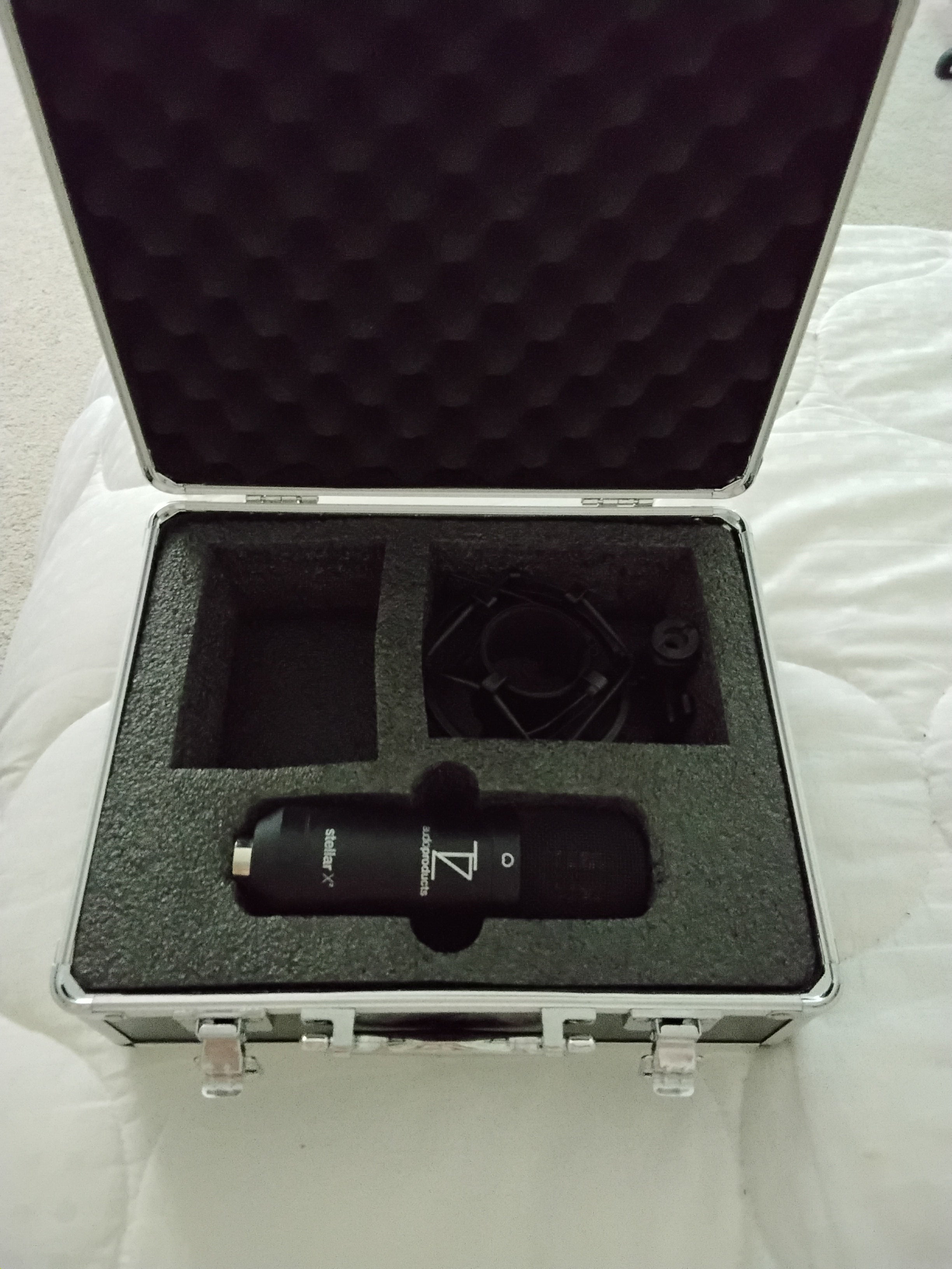 Stellar X2 Large-Diaphragm Cardioid Condenser XLR Microphone, Excellent