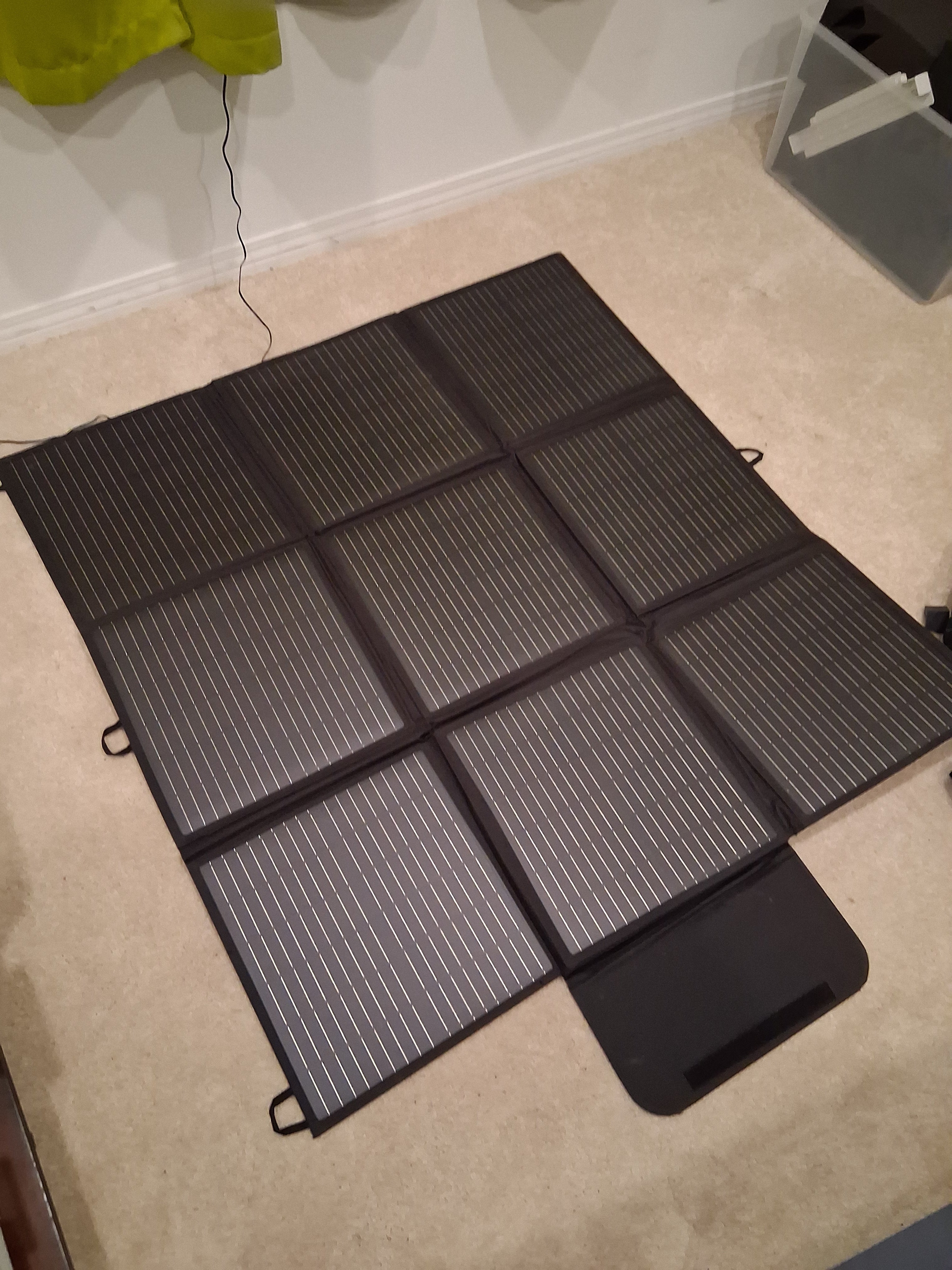 200 watt folding solar panel