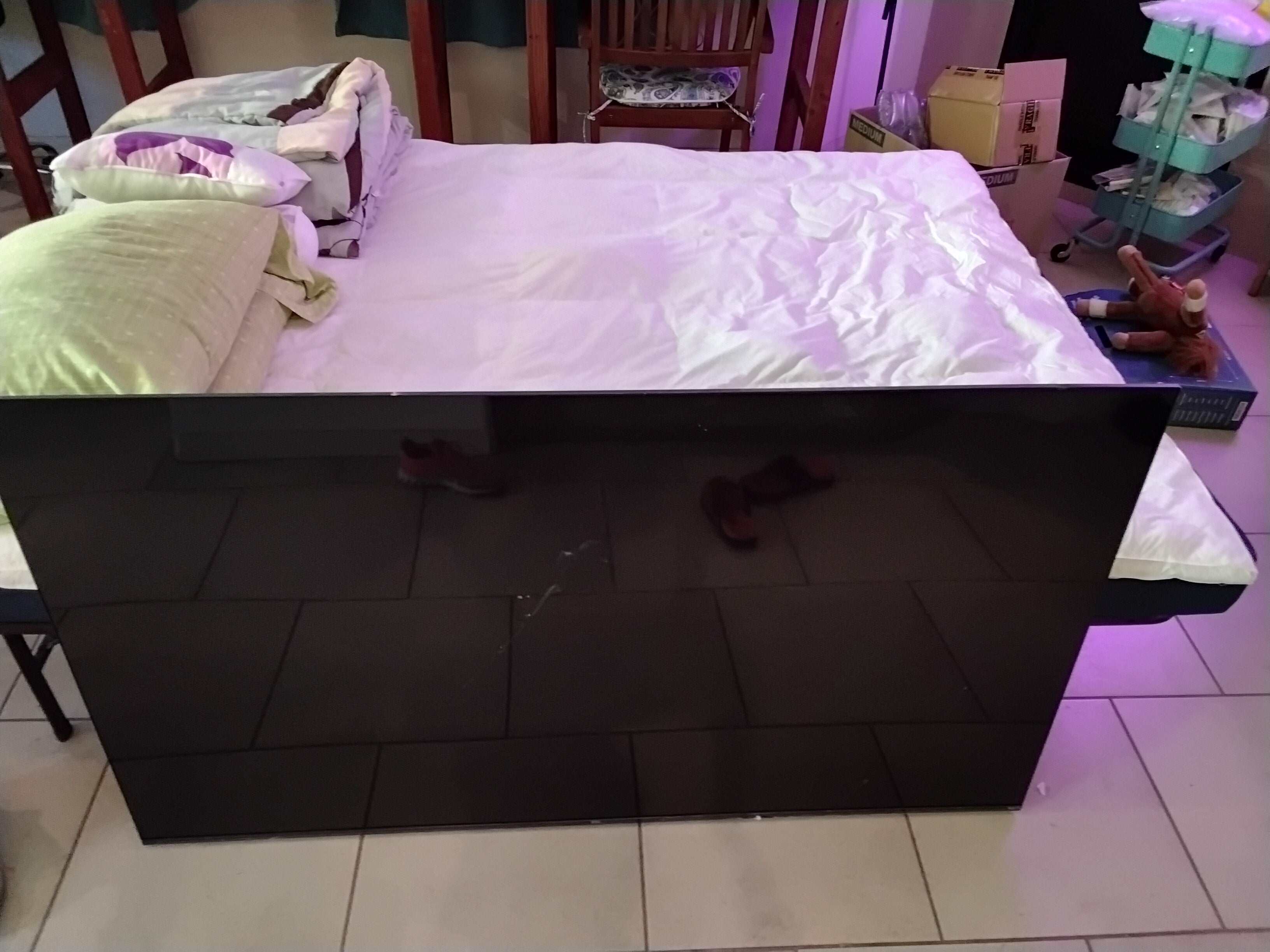 TCL 65 inch 4k smart TV, backlit broken, selling as part, Pick Up  Only.