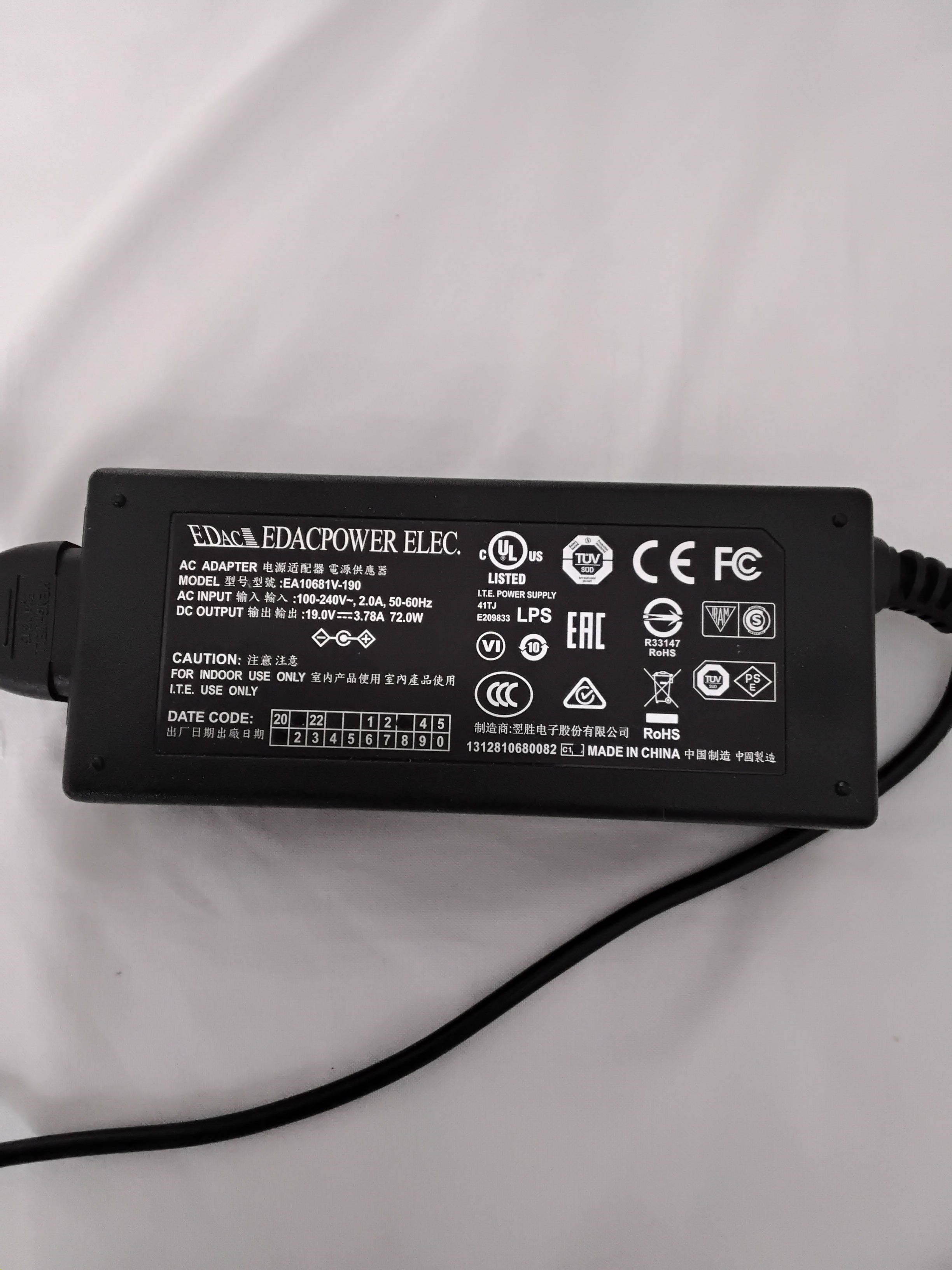 AC adapter 2, Like New