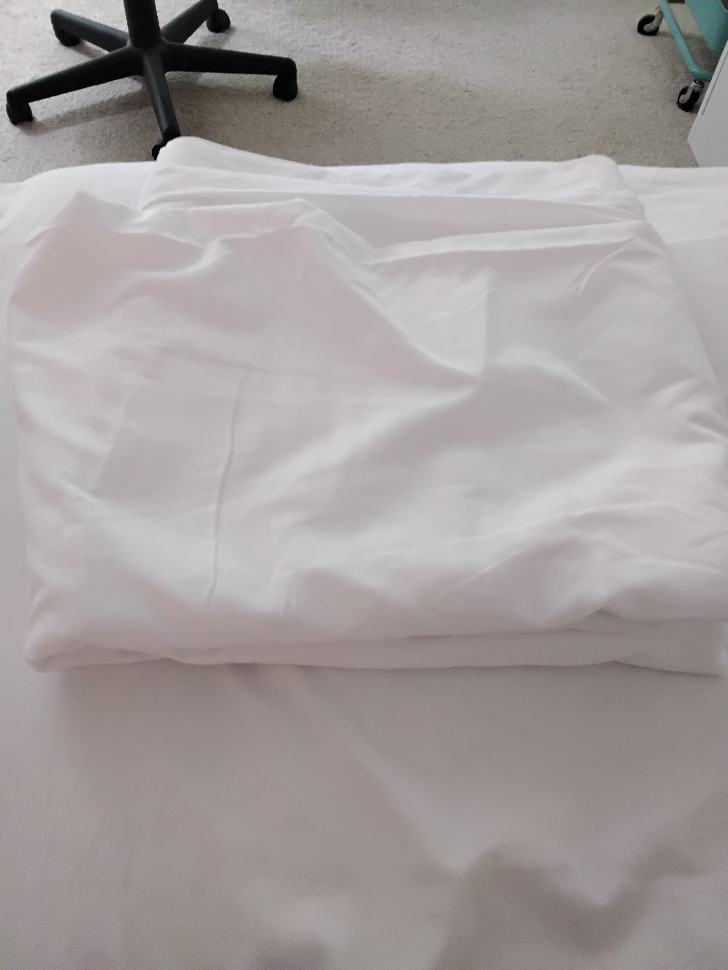 Beautiful Queen White flat sheet, New