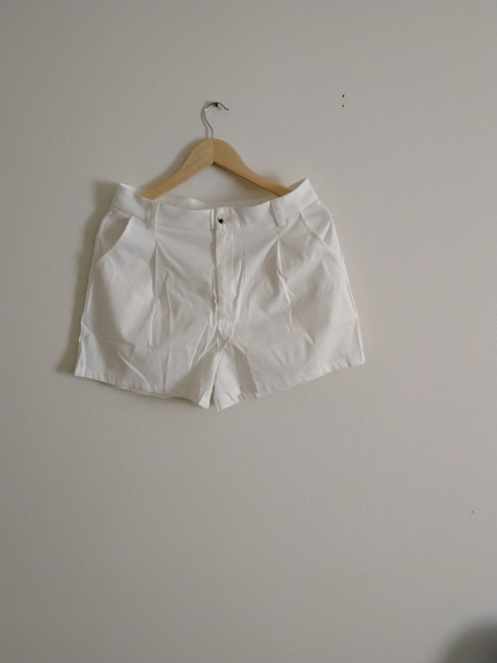 lady white shorts, Large, New